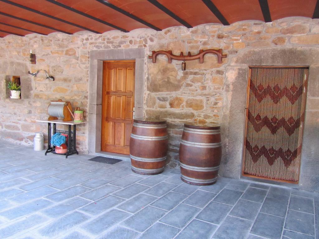 Apartamentos Rurales Casa Baltasar Monasterio De Hermo ภายนอก รูปภาพ